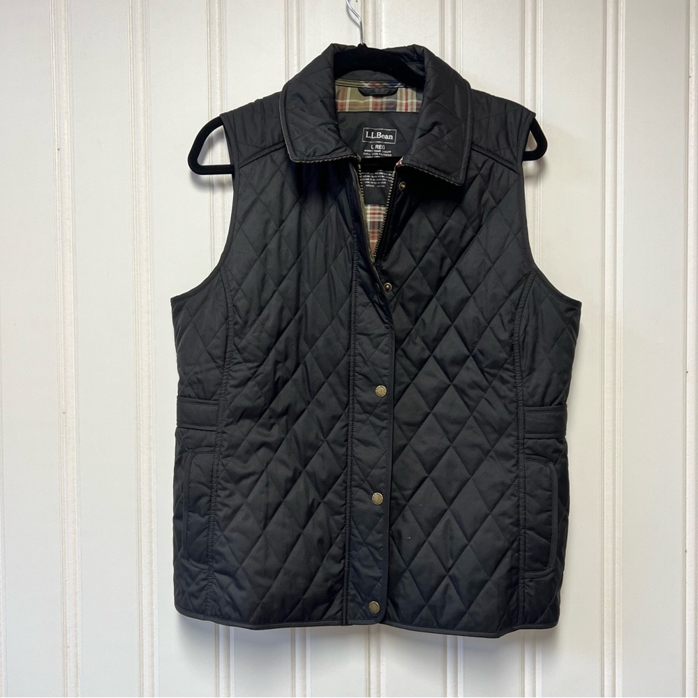 L.L. Bean Black Quilted Black Snap Zip Puffer Vest Woman’s Large Lightweight